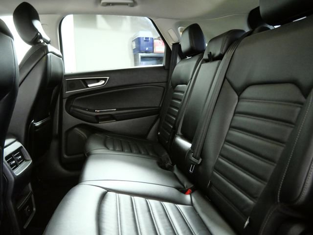 Used 2015 Ford Edge SEL w/ Equipment Group 201A AWD/4WD image 15