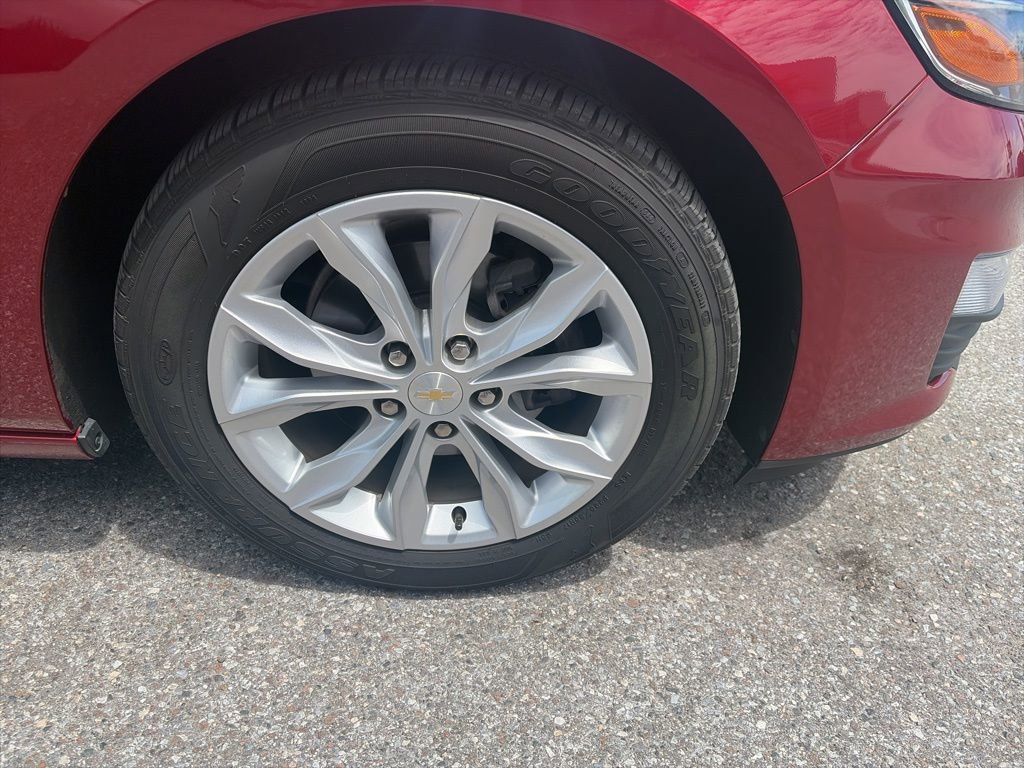 Used 2023 Chevrolet Malibu LT FWD image 9