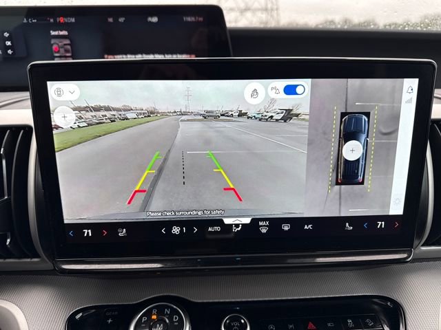 Used 2025 Ford Expedition Active image 30