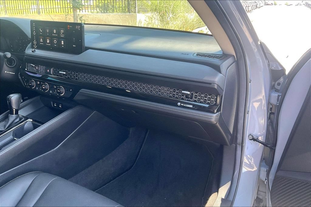 Used 2024 Honda Accord EX-L image 17