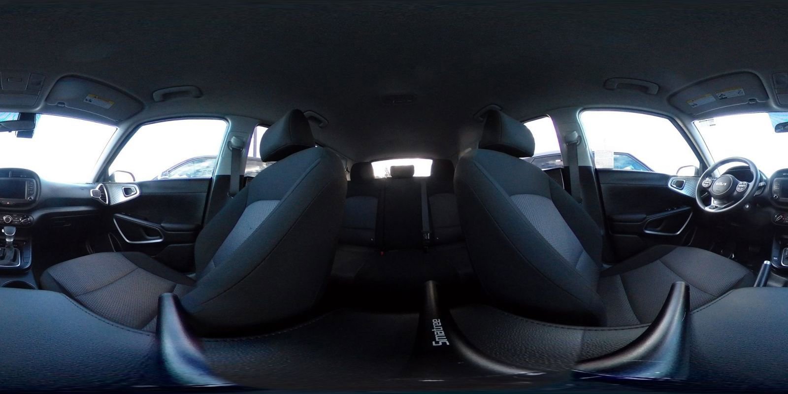 Used 2025 Kia Soul LX w/ LX Technology Package FWD image 37