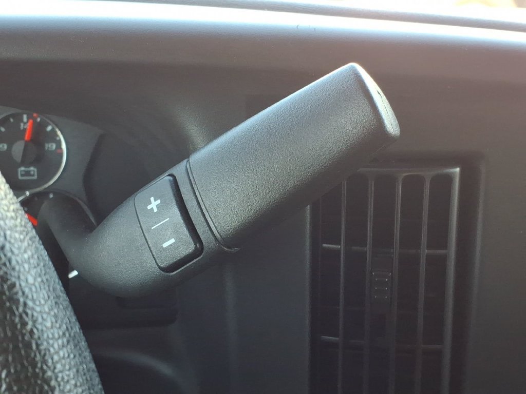 Used 2025 GMC Savana 2500 w/ Driver Convenience Package RWD image 23
