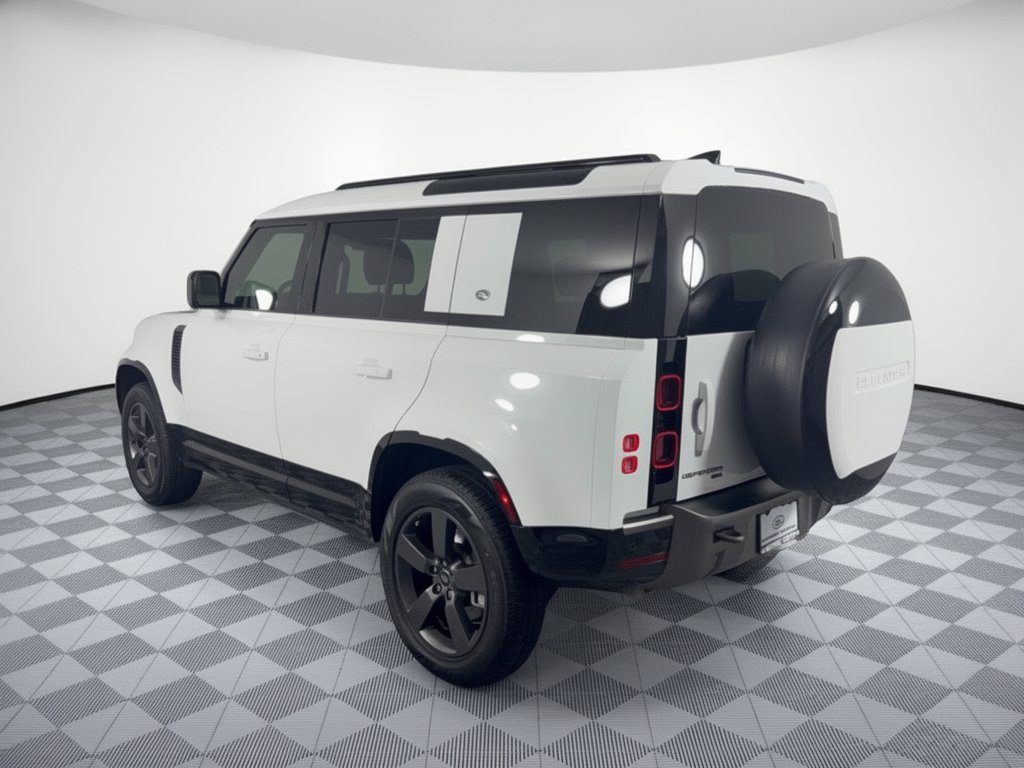 Used 2023 Land Rover Defender 110 X-Dynamic SE AWD/4WD image 3