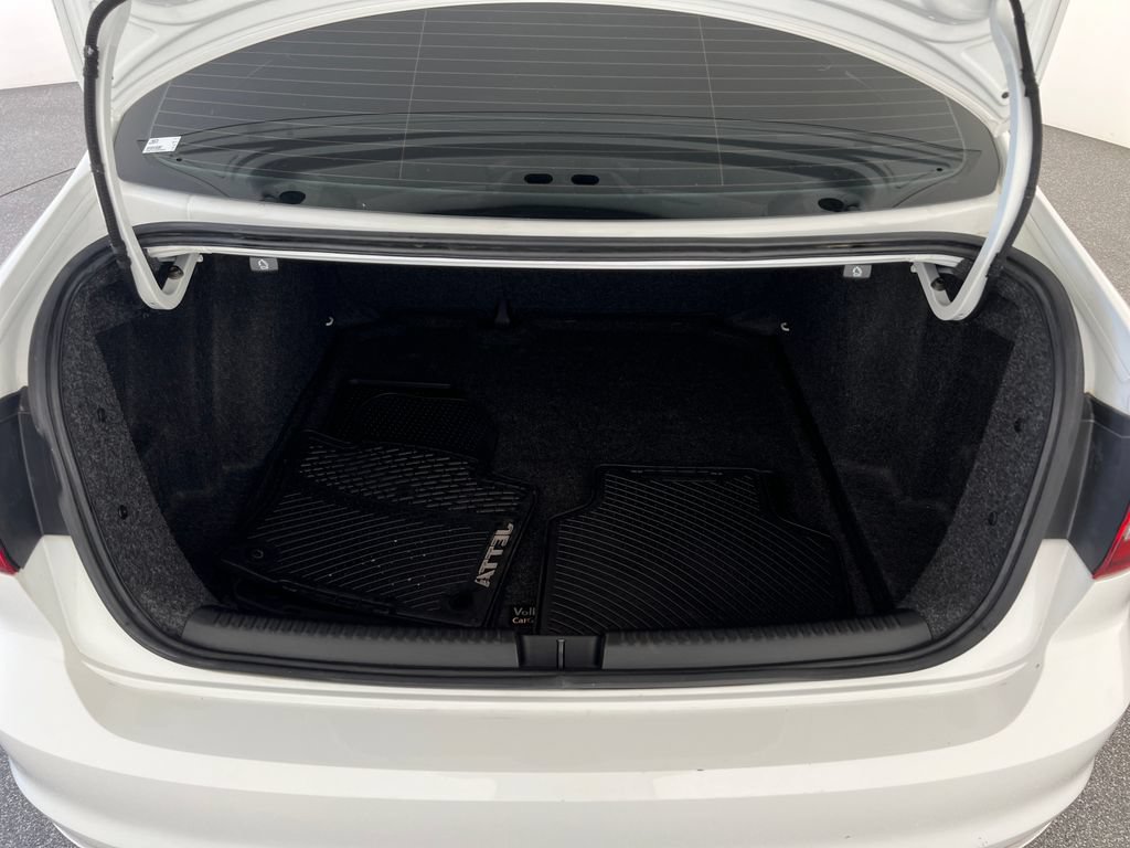 Used 2016 Volkswagen Jetta SE FWD image 24