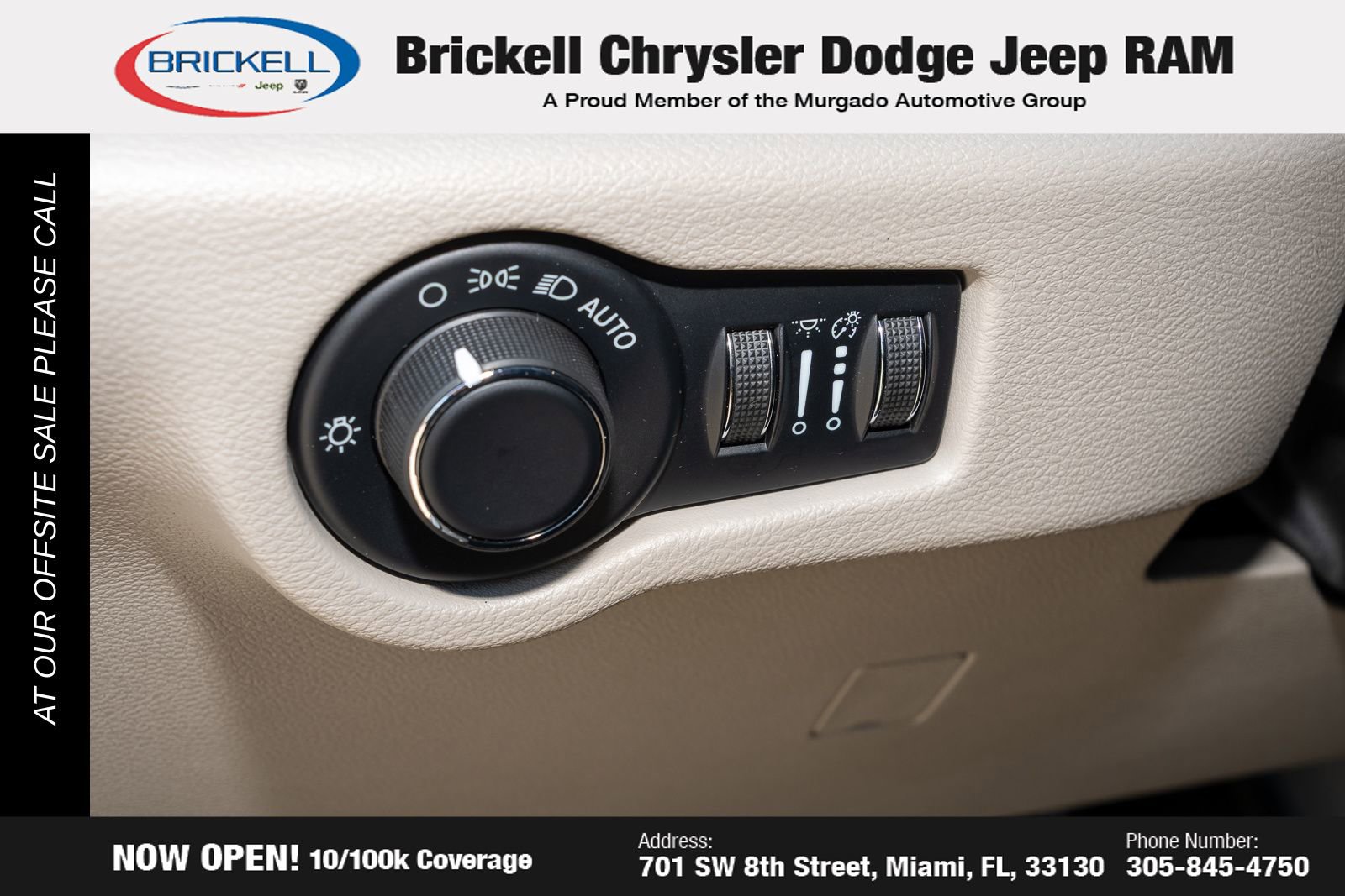 Used 2023 Chrysler Voyager LX image 24