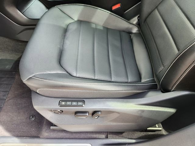 Certified 2024 Volkswagen Atlas Cross Sport SEL image 22