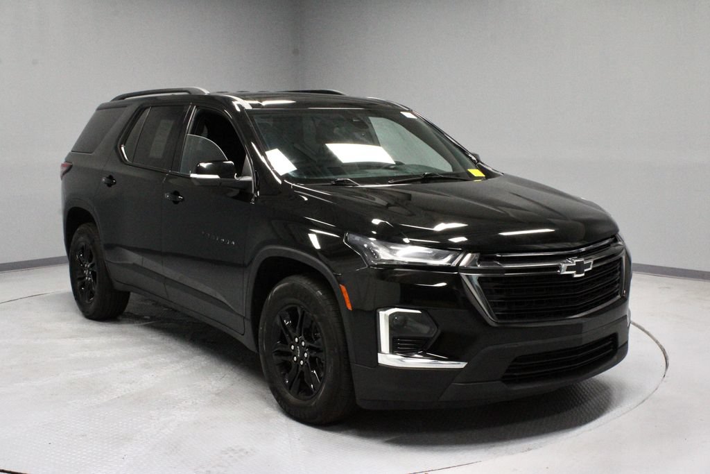 Used 2023 Chevrolet Traverse LT w/ Midnight/Sport Edition AWD/4WD image 1