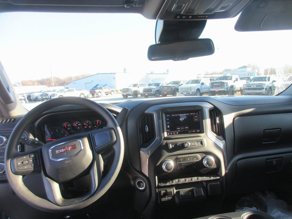 New 2026 GMC Sierra 2500 Pro image 16