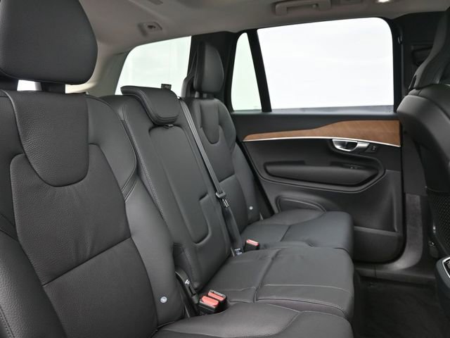 Used 2024 Volvo XC90 B6 Plus w/ Protection Package Premier image 32