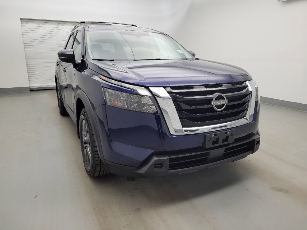 Used 2023 Nissan Pathfinder SV AWD/4WD image 14