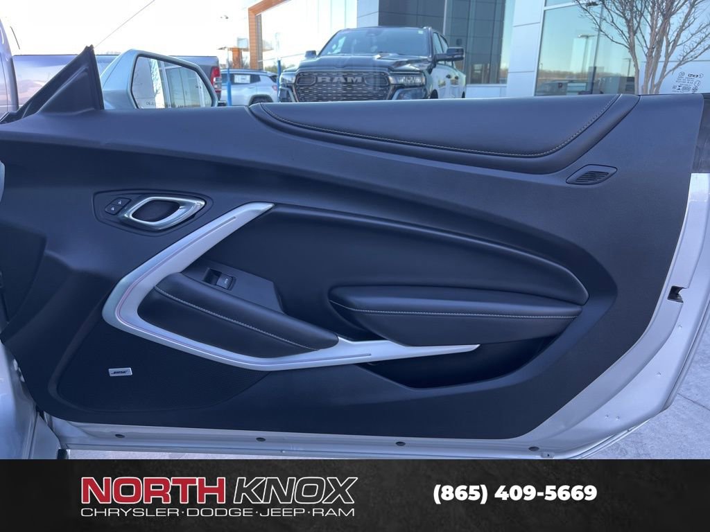 Used 2019 Chevrolet Camaro SS image 21