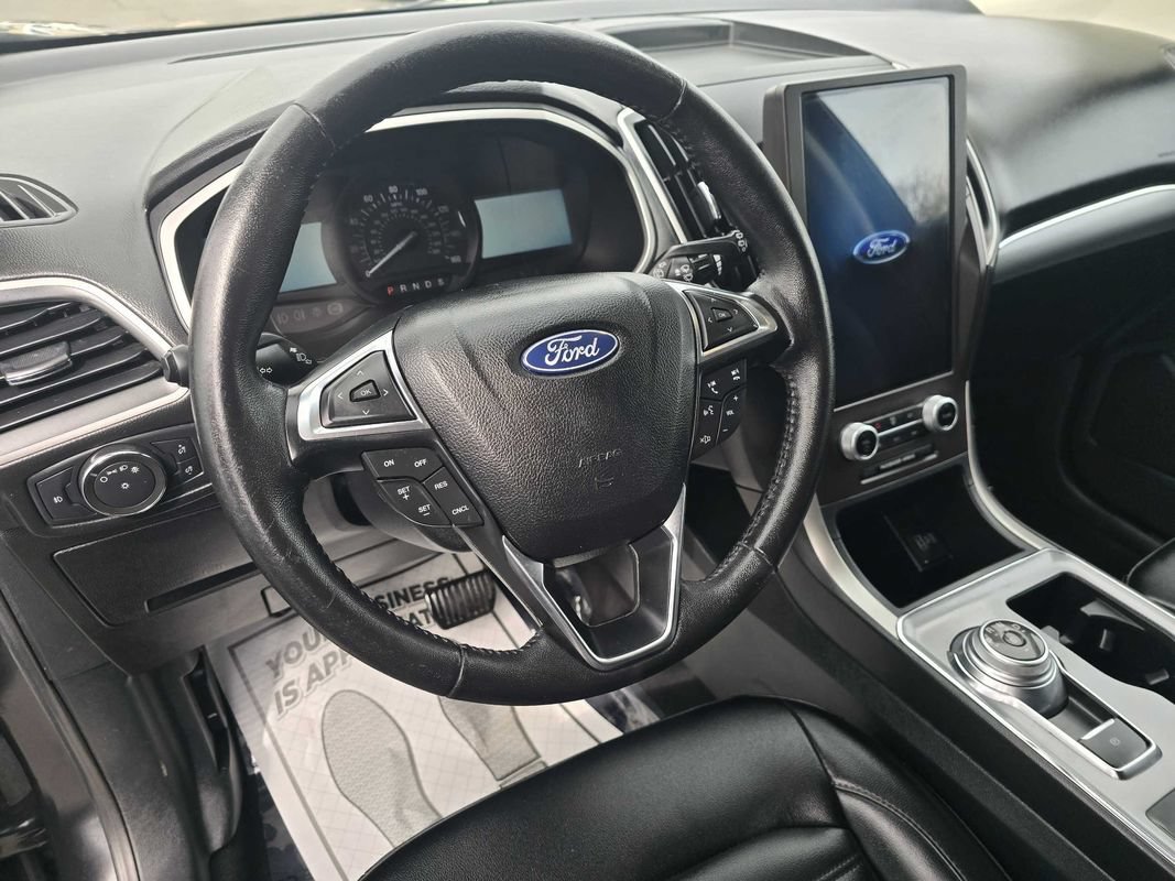Used 2021 Ford Edge SEL AWD/4WD image 17