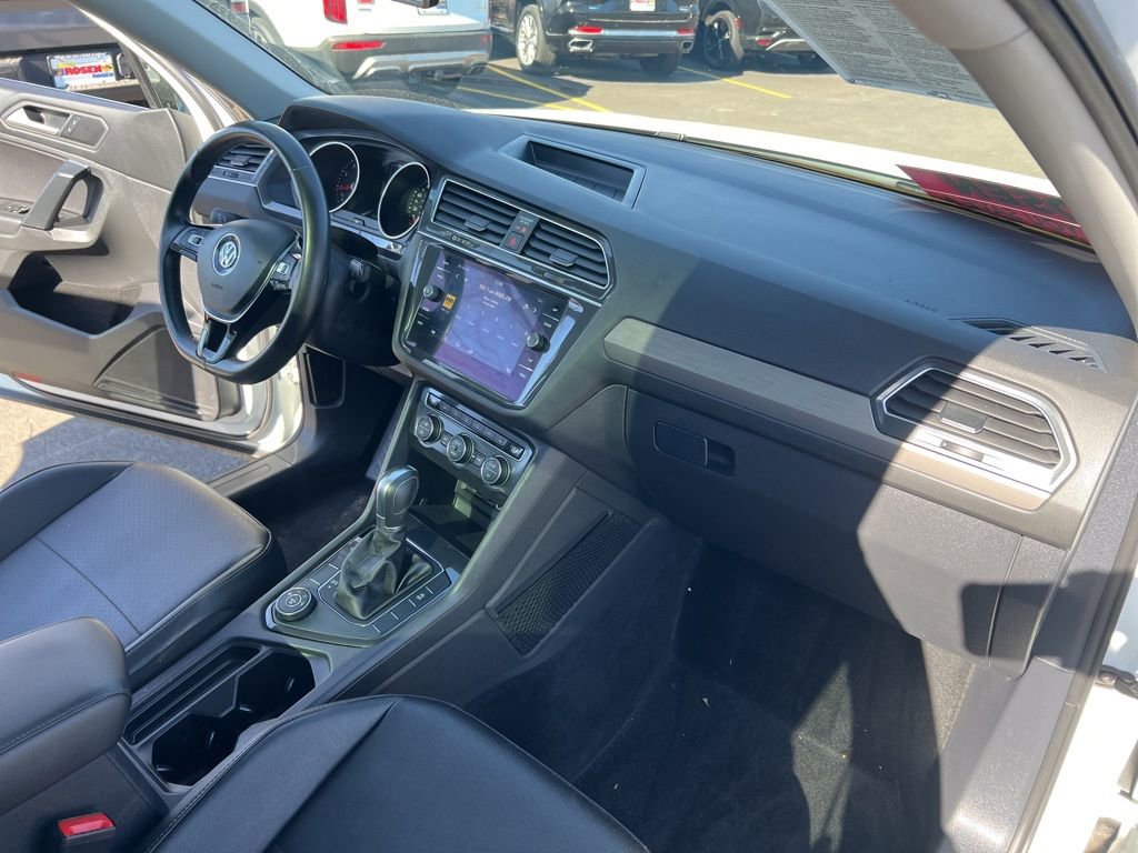Used 2019 Volkswagen Tiguan SE image 22