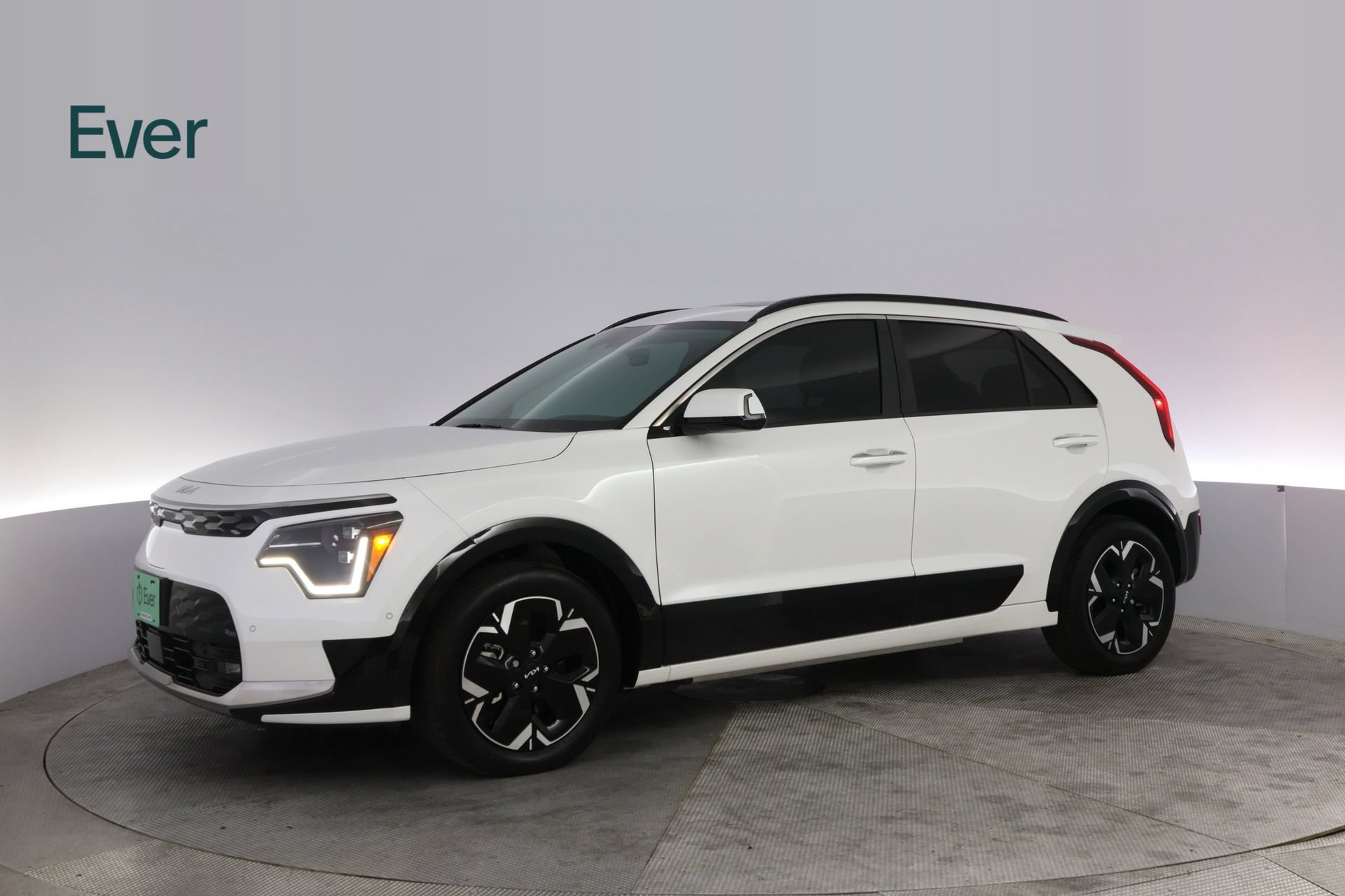Used 2024 Kia Niro Wave FWD image 18