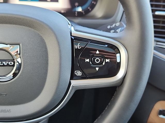 Certified 2025 Volvo XC90 B6 Core w/ Protection Package Premier image 18