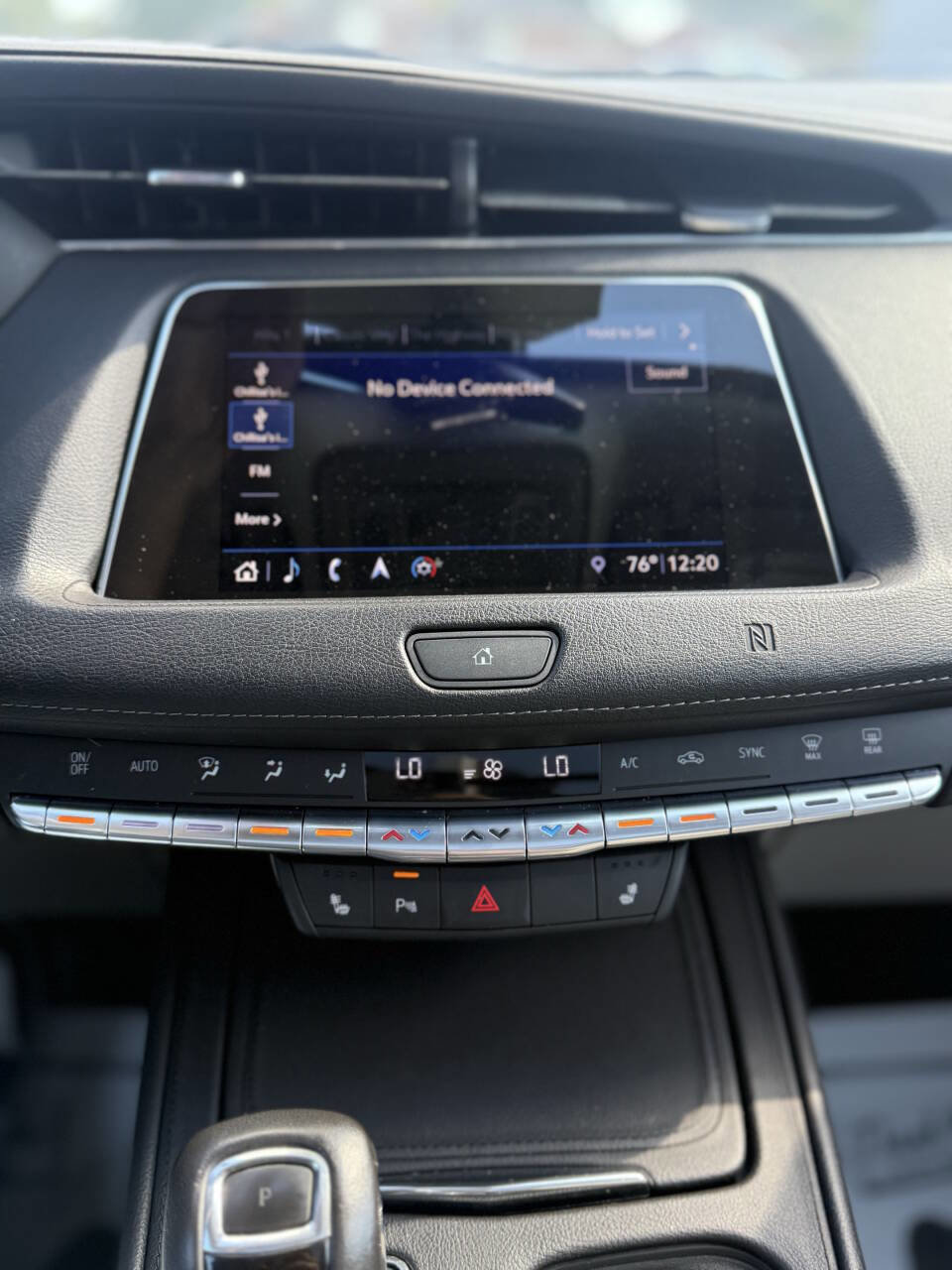 Used 2019 Cadillac XT4 Luxury w/ Cold Weather Package image 17