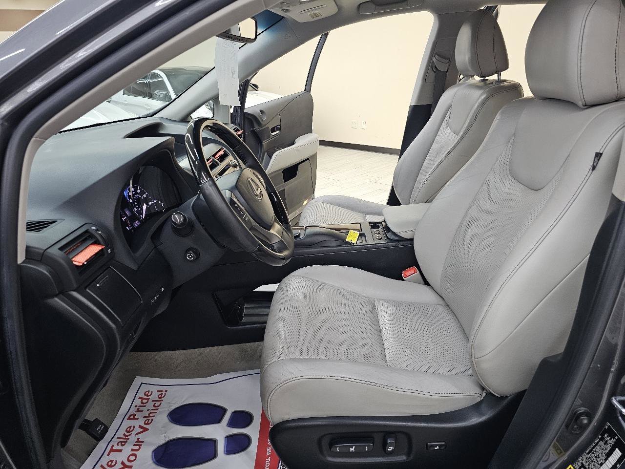 Used 2013 Lexus RX 350 FWD w/ Navigation Pkg image 18