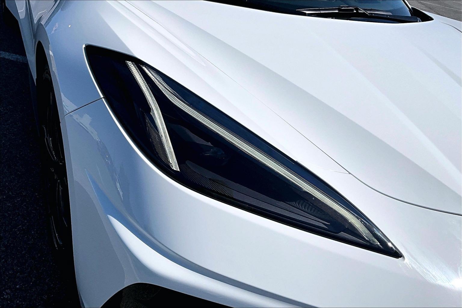 Used 2022 Chevrolet Corvette Stingray Preferred Cpe w/ Engine Appearance Package RWD image 30
