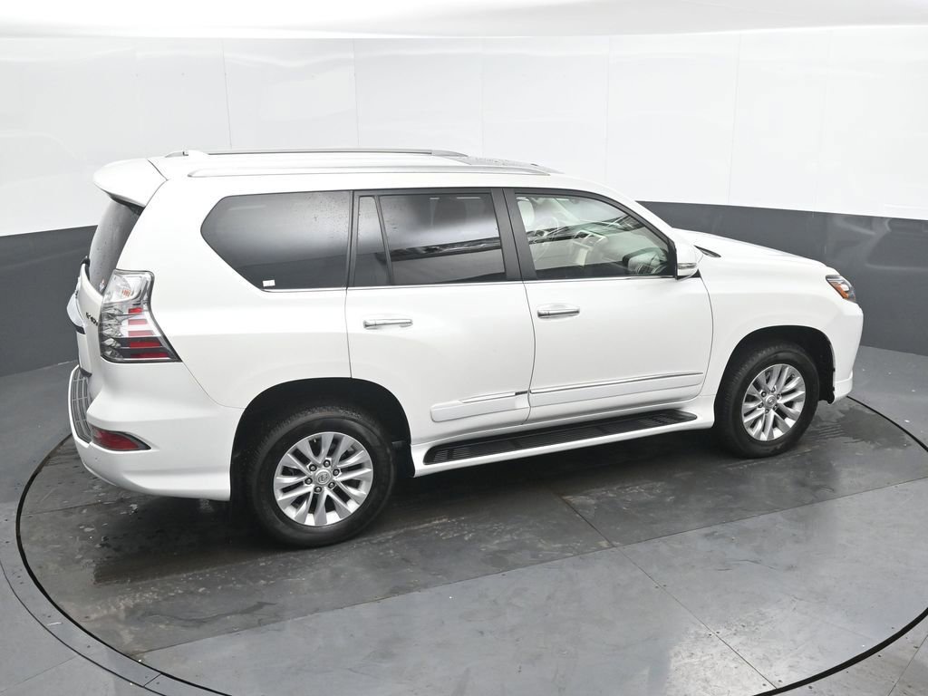 Used 2019 Lexus GX 460 image 35