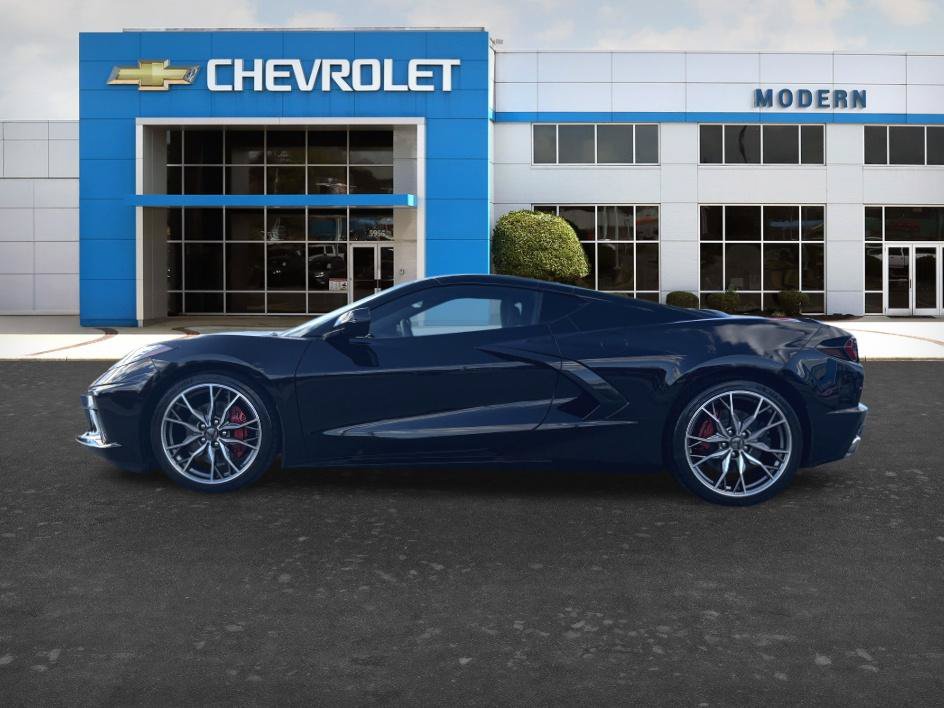 Used 2026 Chevrolet Corvette Stingray Coupe w/ 1LT RWD image 2