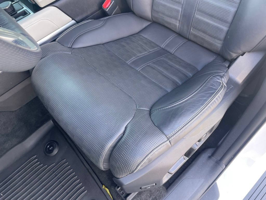Used 2024 Toyota Sequoia Capstone AWD/4WD image 21
