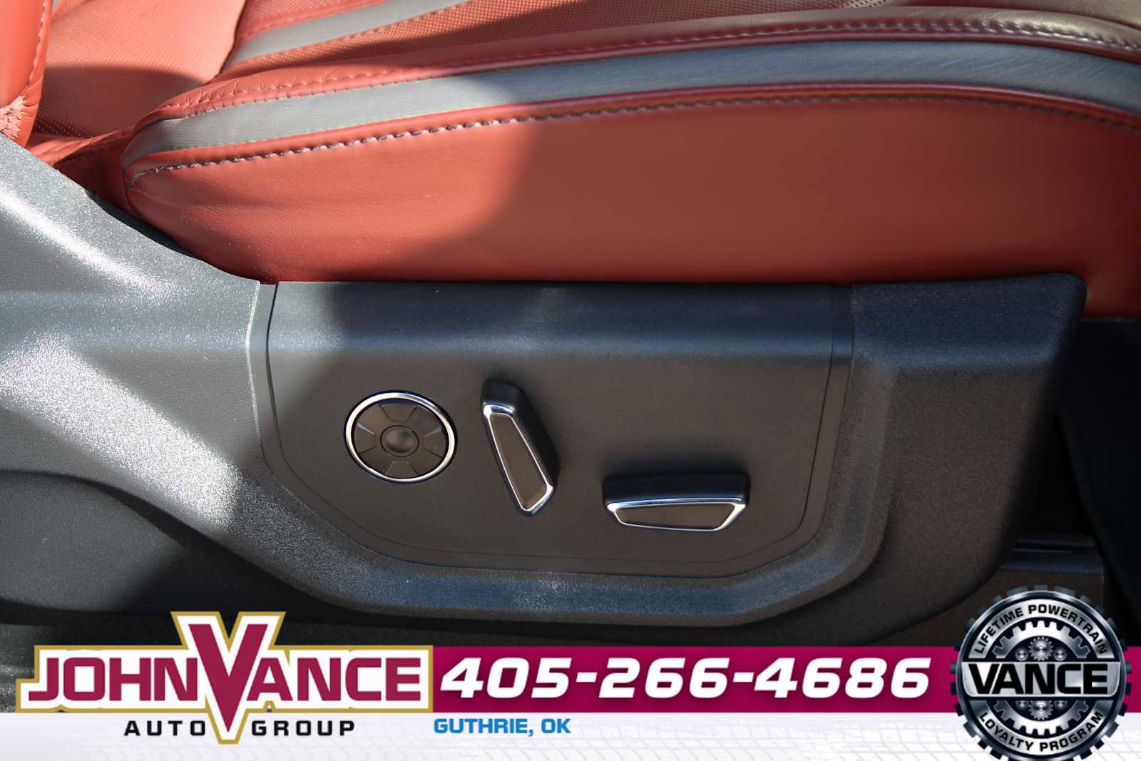 Used 2022 Ford F350 Platinum image 19