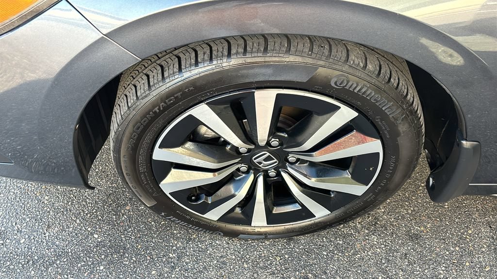 Used 2023 Honda Civic EX-L image 30