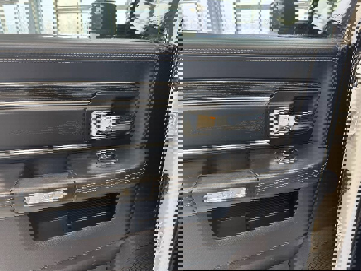 Used 2016 RAM 1500 Limited image 45