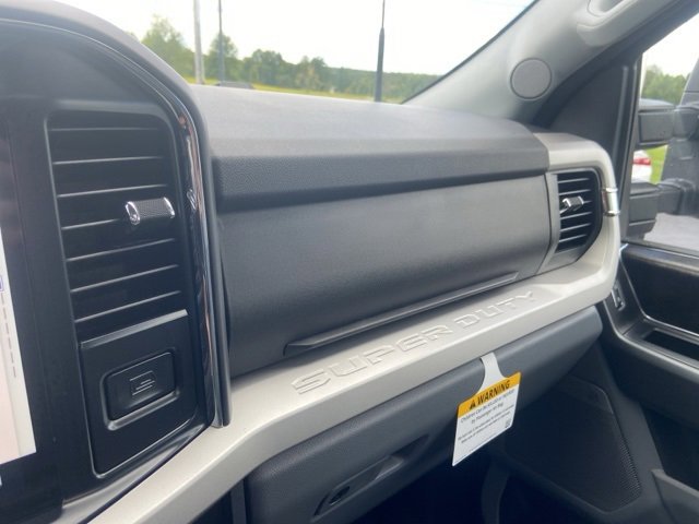 New 2026 Ford F350 XLT image 23