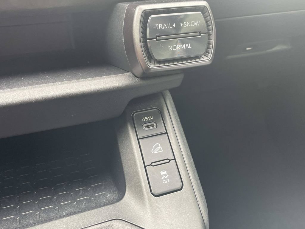 Used 2026 Toyota RAV4 XSE w/ Weather Package AWD/4WD image 41
