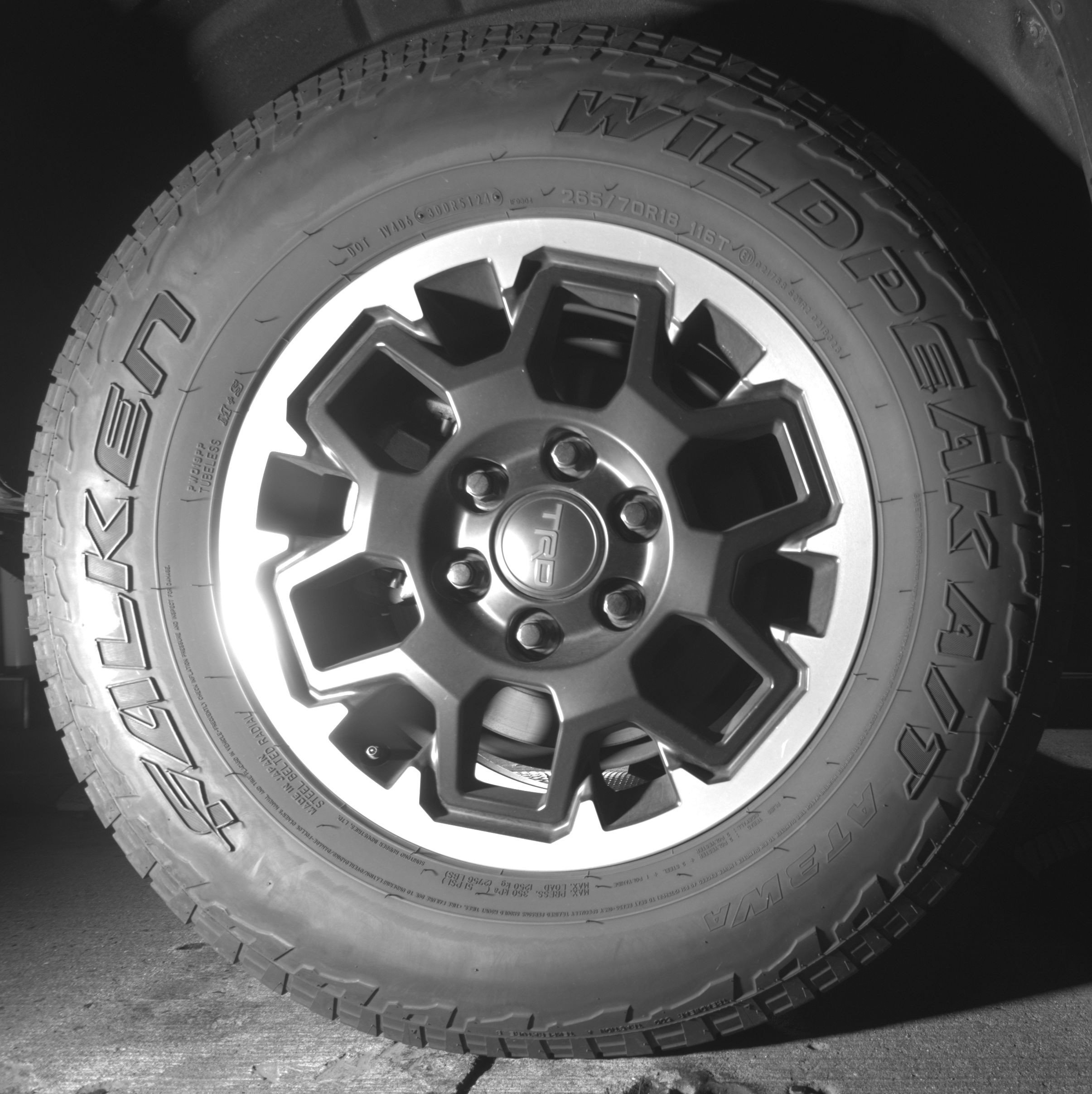 Used 2025 Toyota 4Runner TRD Off-Road AWD/4WD image 15