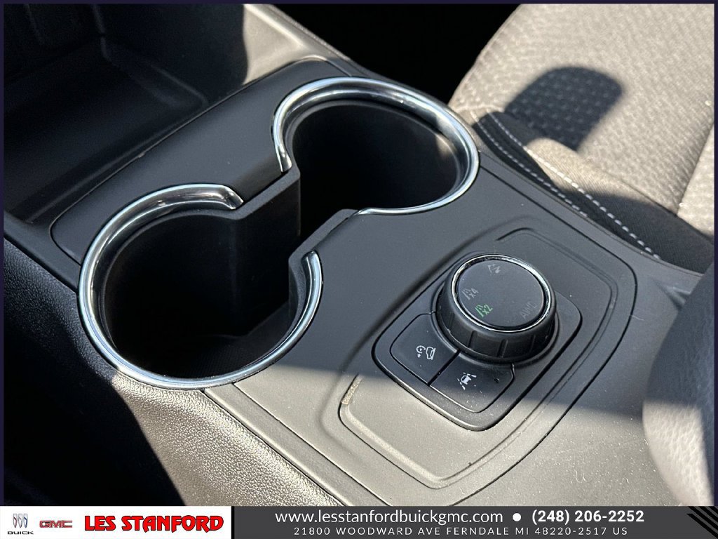 Used 2023 GMC Terrain SLE AWD/4WD image 32