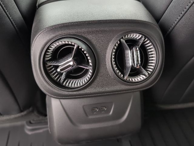 New 2026 Chevrolet Blazer EV LT AWD/4WD image 7