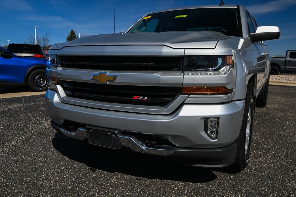 Used 2018 Chevrolet Silverado 1500 LT w/ All Star Edition image 11
