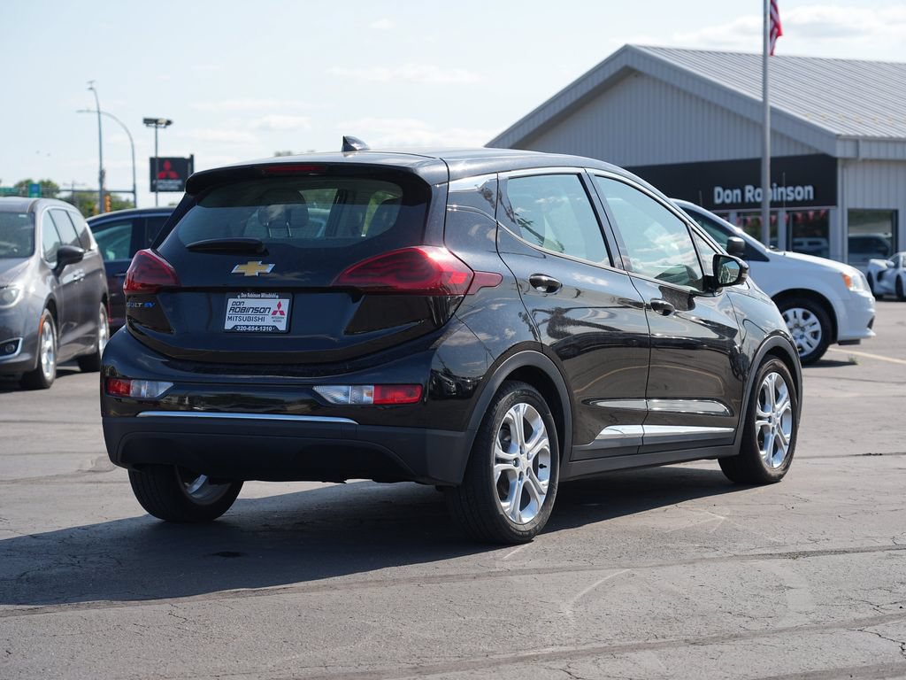 Used 2018 Chevrolet Bolt LT FWD image 3