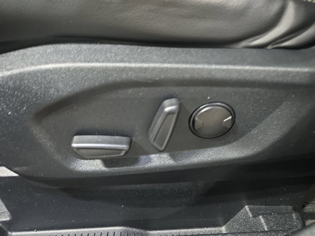 Used 2022 Ford Edge SEL w/ Convenience Package AWD/4WD image 31