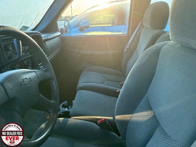 Used 2004 Chevrolet Silverado 1500 LS RWD image 3