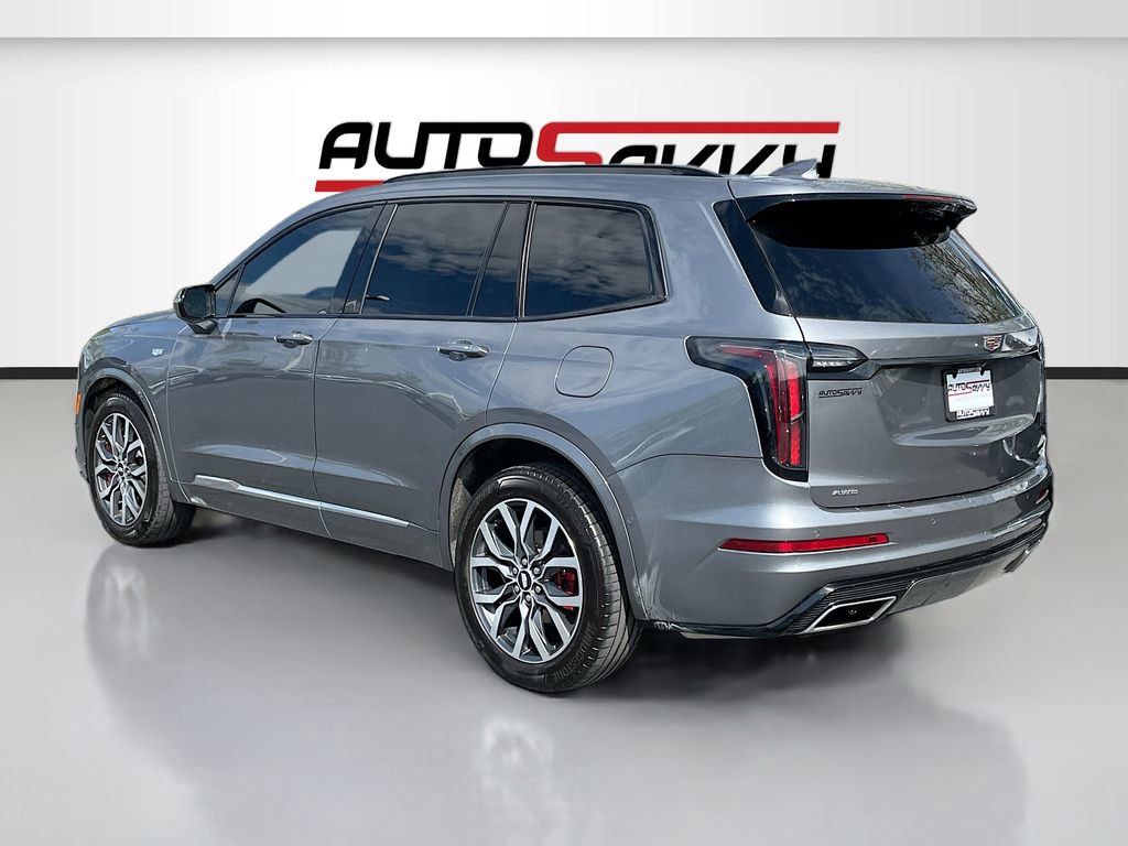 Used 2022 Cadillac XT6 Sport w/ Platinum Package image 5