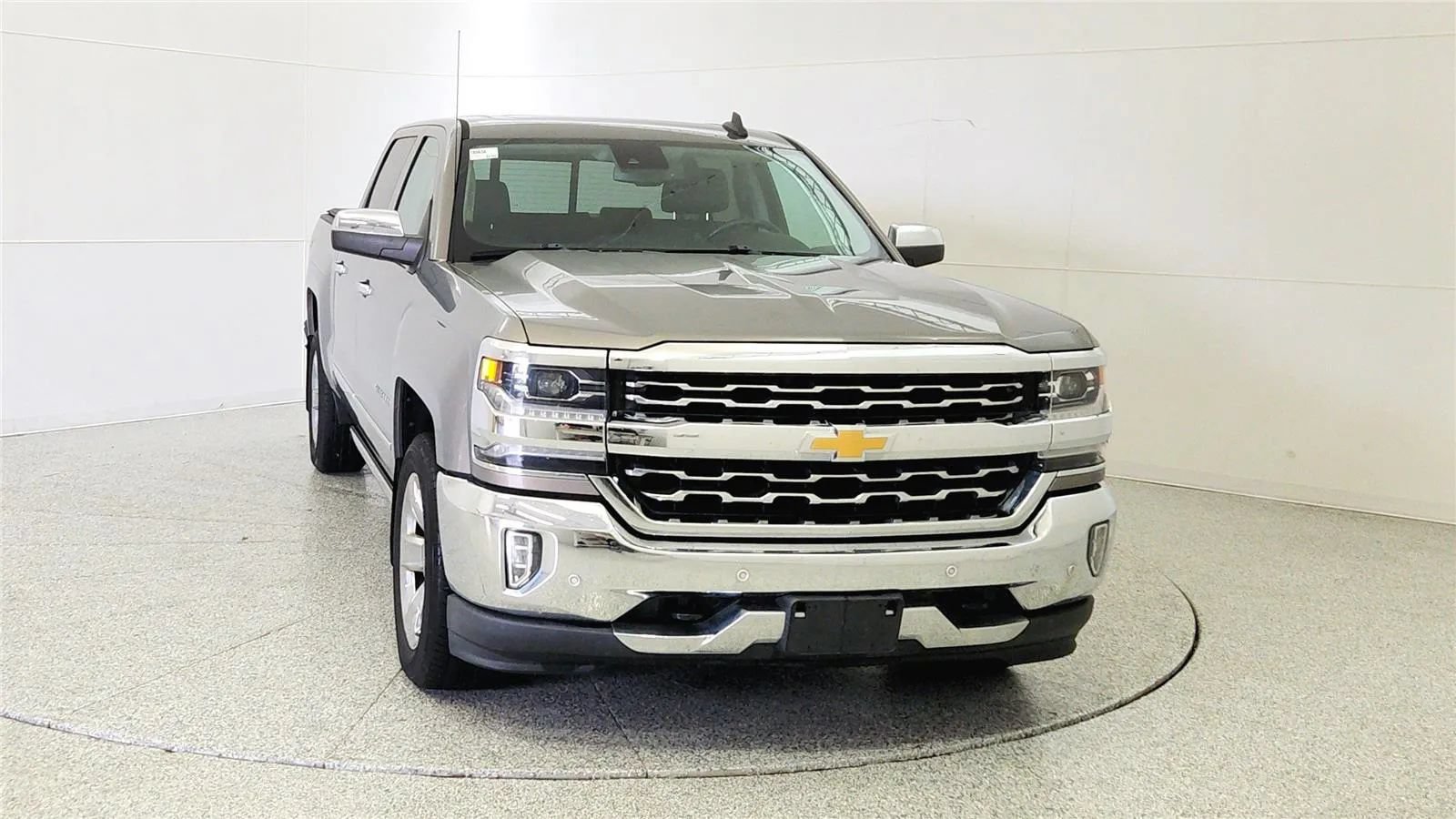 Used 2017 Chevrolet Silverado 1500 LTZ w/ Sport Package AWD/4WD image 2