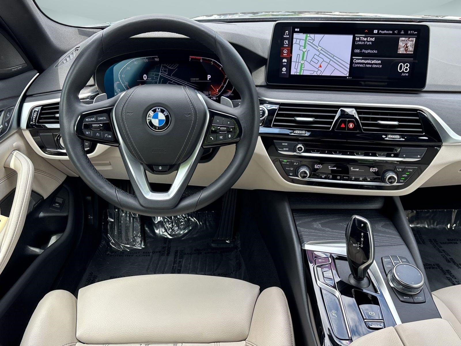 Used 2023 BMW 530i xDrive w/ Premium Package AWD/4WD image 28