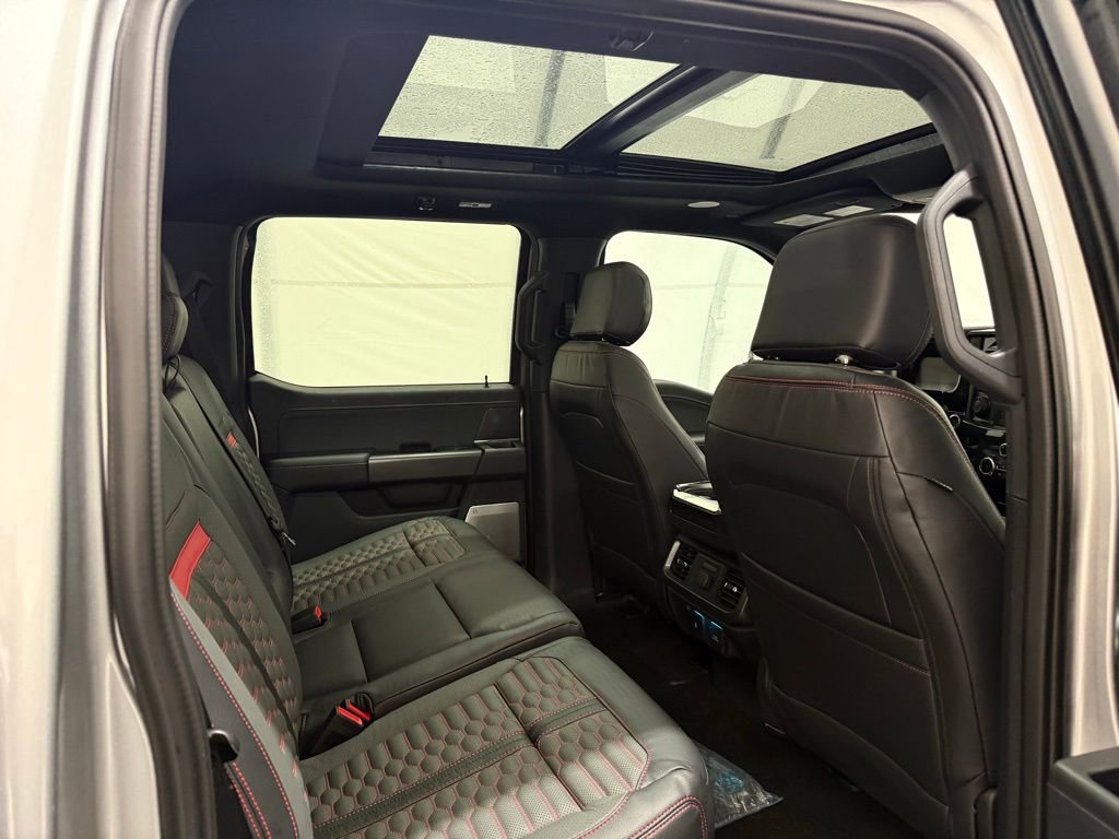 New 2024 Ford F150 Lariat w/ Equipment Group 502A High image 17