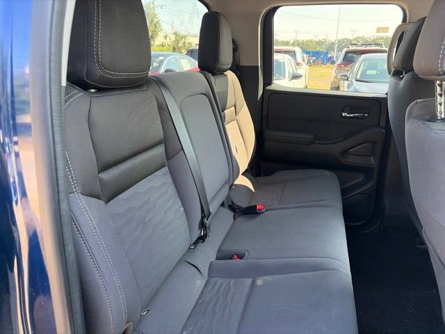 Used 2023 Nissan Frontier SV w/ Technology Package RWD image 18