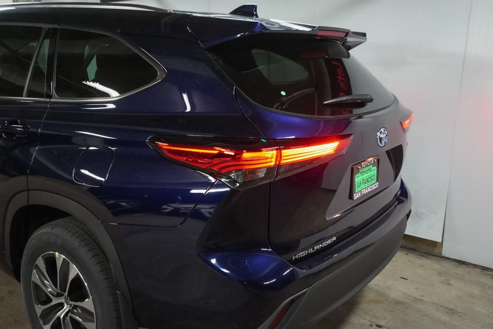 New 2026 Toyota Highlander XLE AWD/4WD image 9