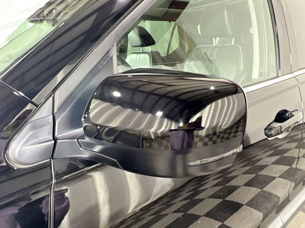 Used 2025 Honda Pilot Elite image 14