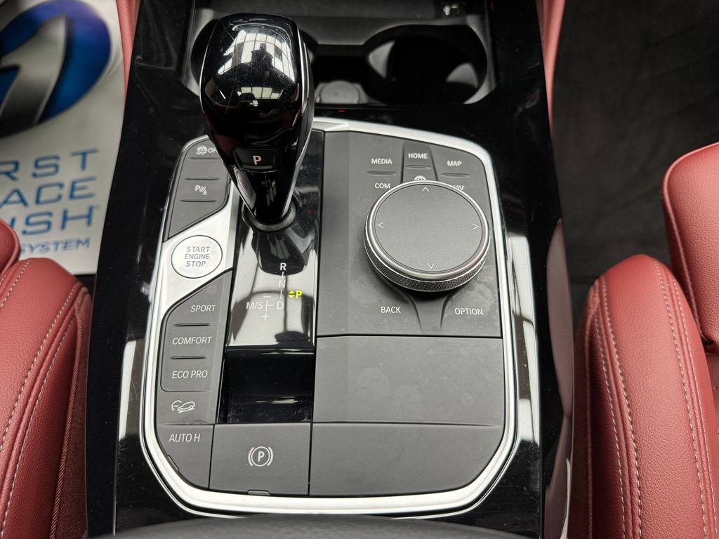 Used 2025 BMW X4 M40i AWD/4WD image 16
