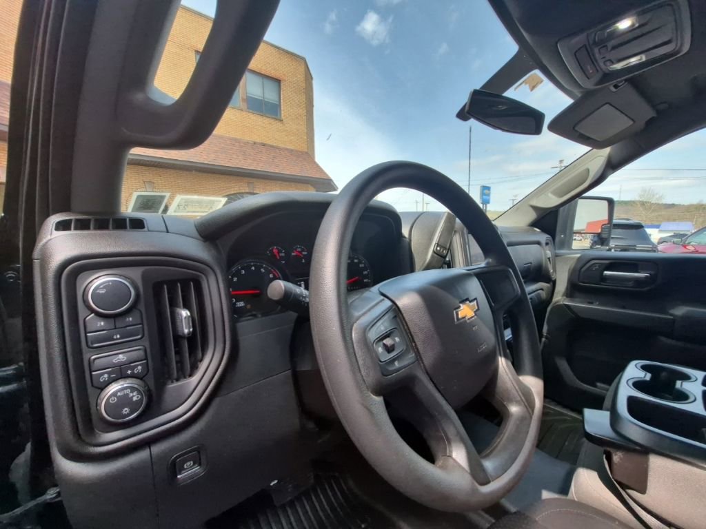 Used 2022 Chevrolet Silverado 2500 W/T w/ WT Convenience Package image 9
