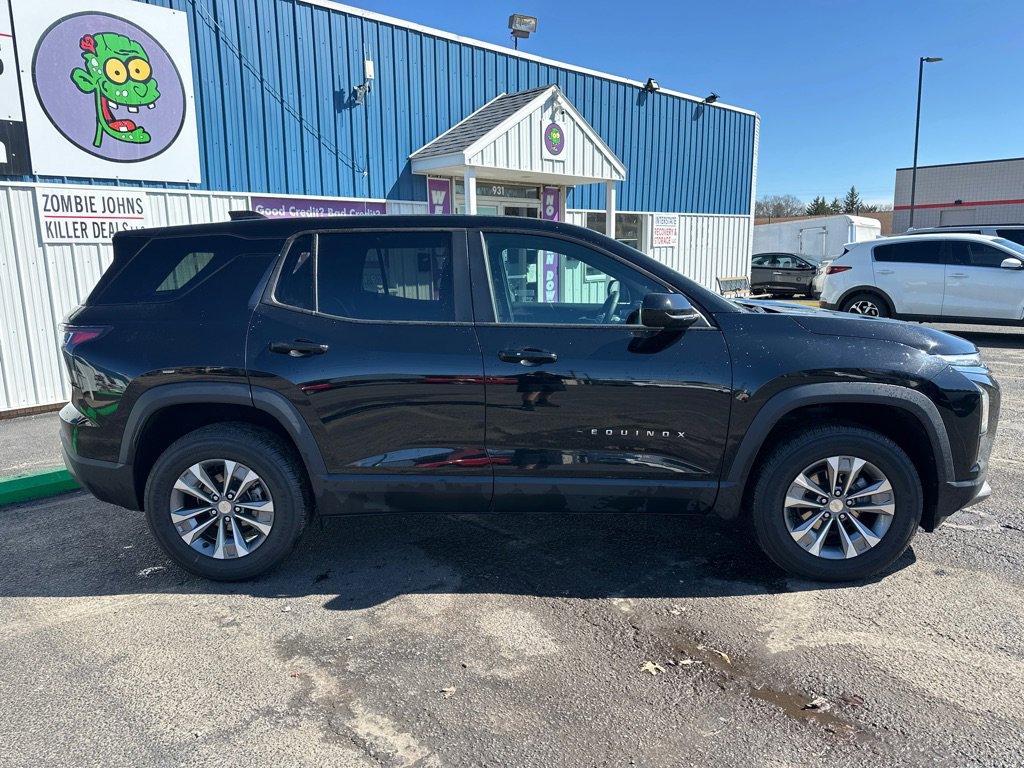Used 2025 Chevrolet Equinox LT image 8