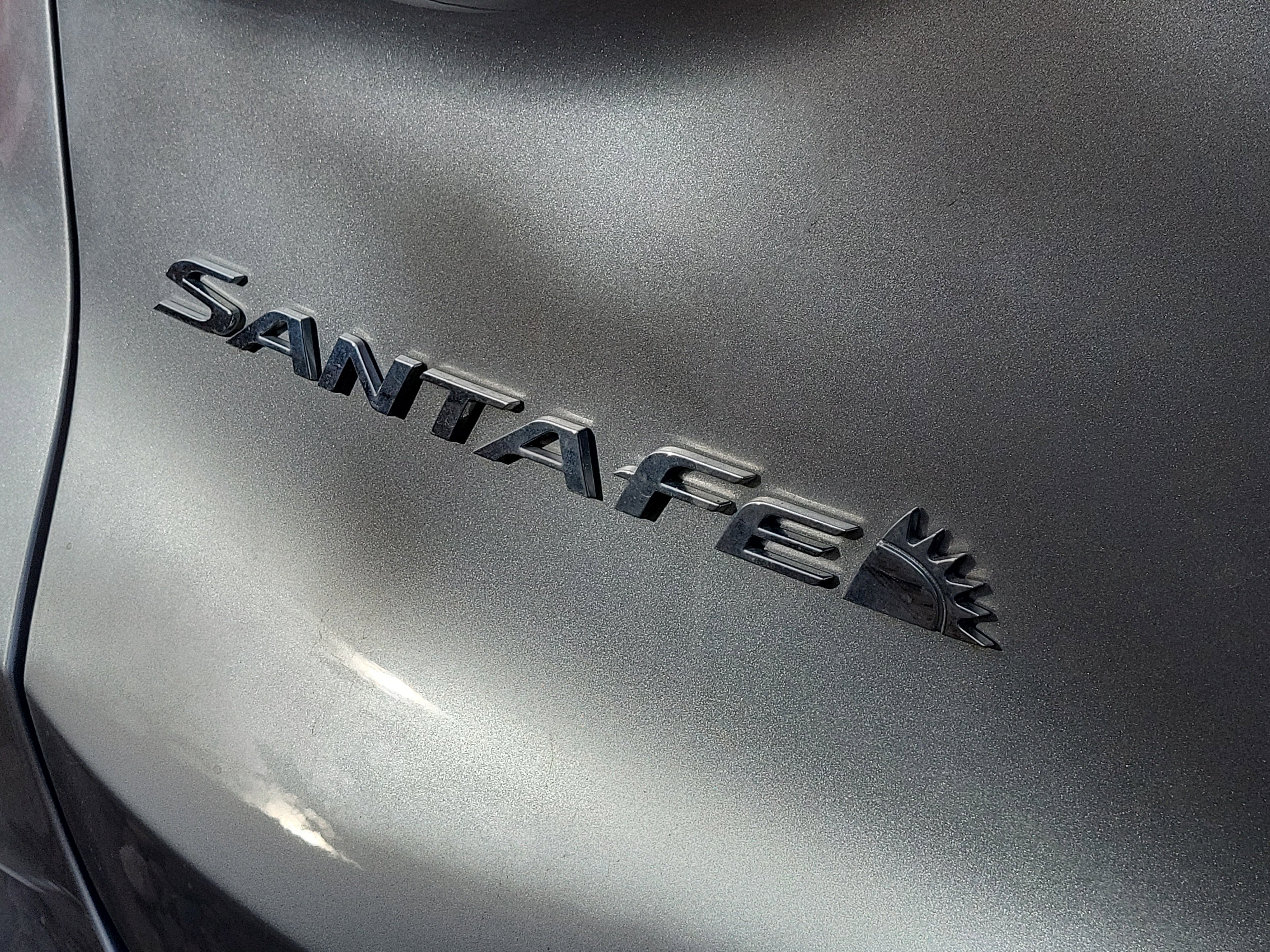 Used 2022 Hyundai Santa Fe Limited image 4