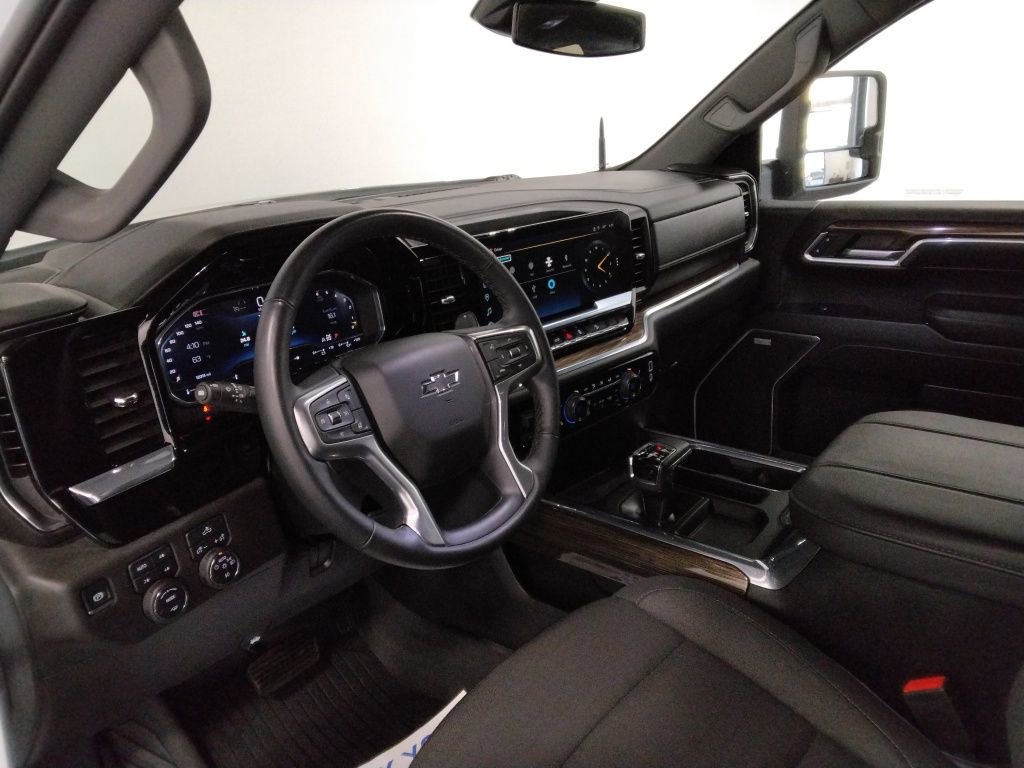 Used 2024 Chevrolet Silverado 1500 RST w/ Convenience Package II image 29