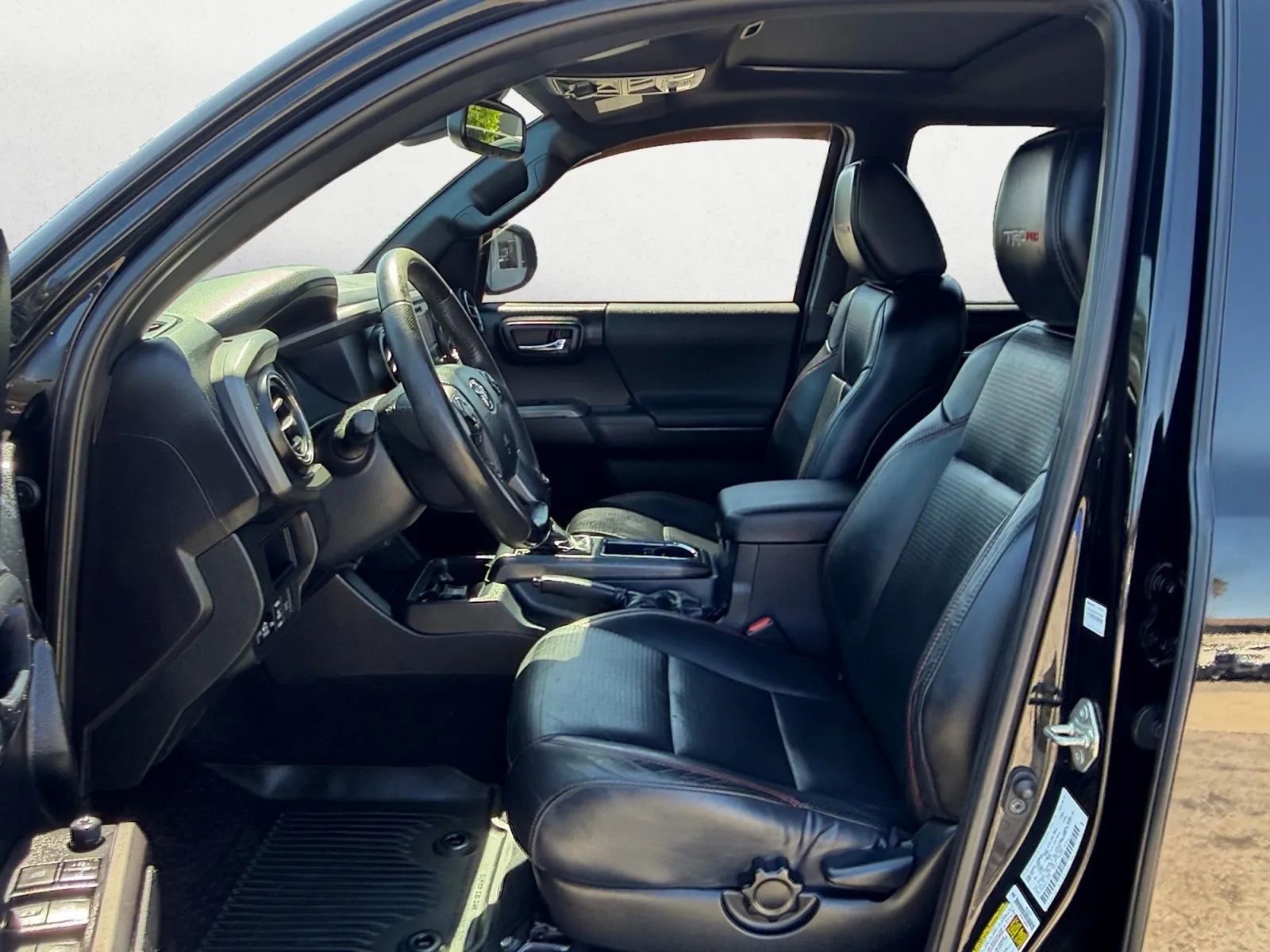 Used 2019 Toyota Tacoma TRD Pro AWD/4WD image 11